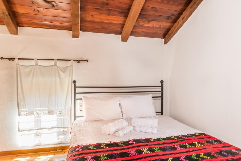 Traditional House Alikampos Екстер'єр фото