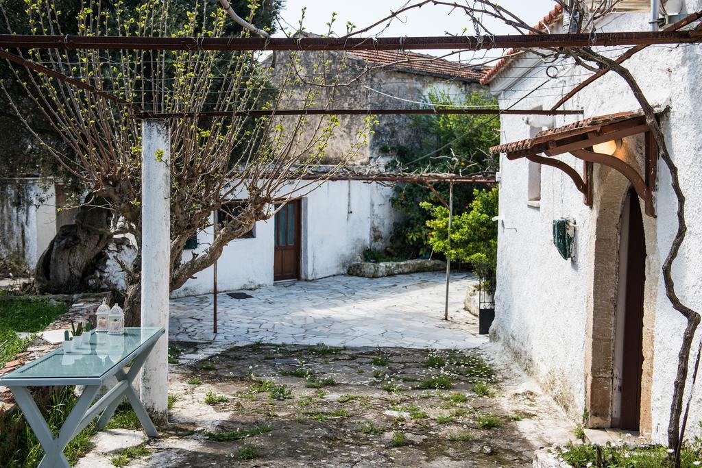 Traditional House Alikampos Екстер'єр фото